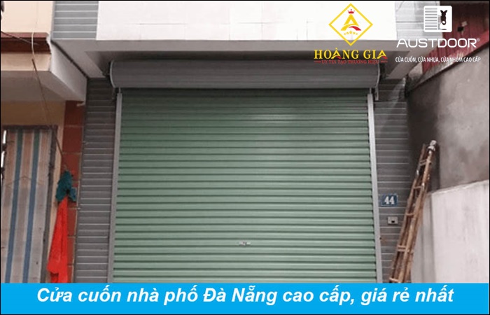 Cửa cuốn nhà phố Đà Nẵng cao cấp, giá rẻ nhất thị trường hiện nay Cửa Cuốn Đà Nẵng Chính Hãng Giá Tốt Mới Nhất 2026 | Austdoor Hoàng Gia cua cuon nha thanh pho (1)